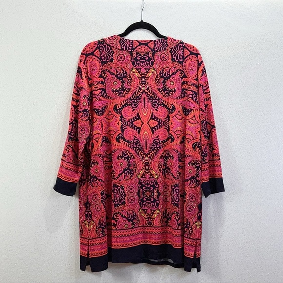 Peter Nygard 3/4 sleeve pink magenta orange beaded paisley with navy blue trim - Picture 4 of 11